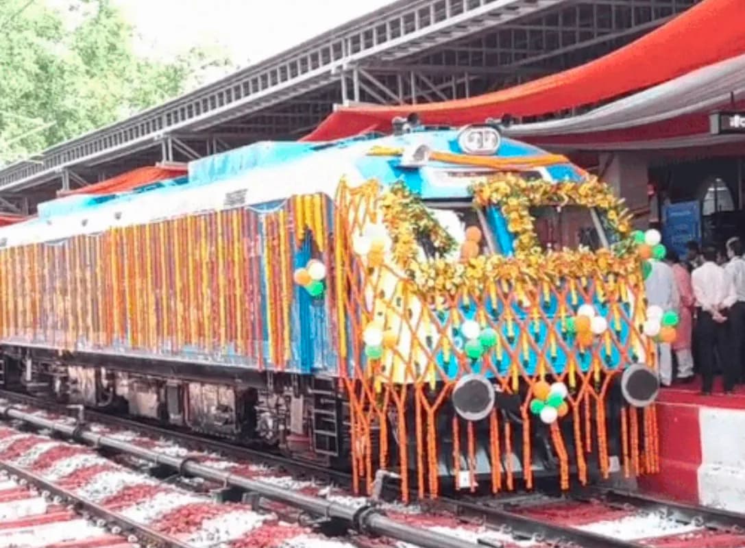 भारत ने लॉन्च की पहली स्वदेशी हाइड्रोजन ट्रेन