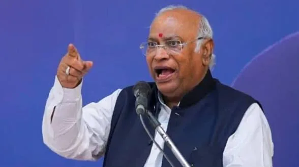 India's Politics Erupts Over Modi Melbourne Event: Organizers Demand Apology