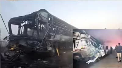 यमुना एक्सप्रेसवे पर दर्दनाक हादसा: वोल्वो बस ट्रेलर से टकराई, 4 की मौत, 25 घायल