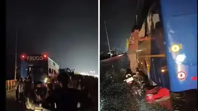 इटावा में ट्रक से टकराई डबल-डेकर बस: ड्राइवर, कंडक्टर की मौत, 40 घायल