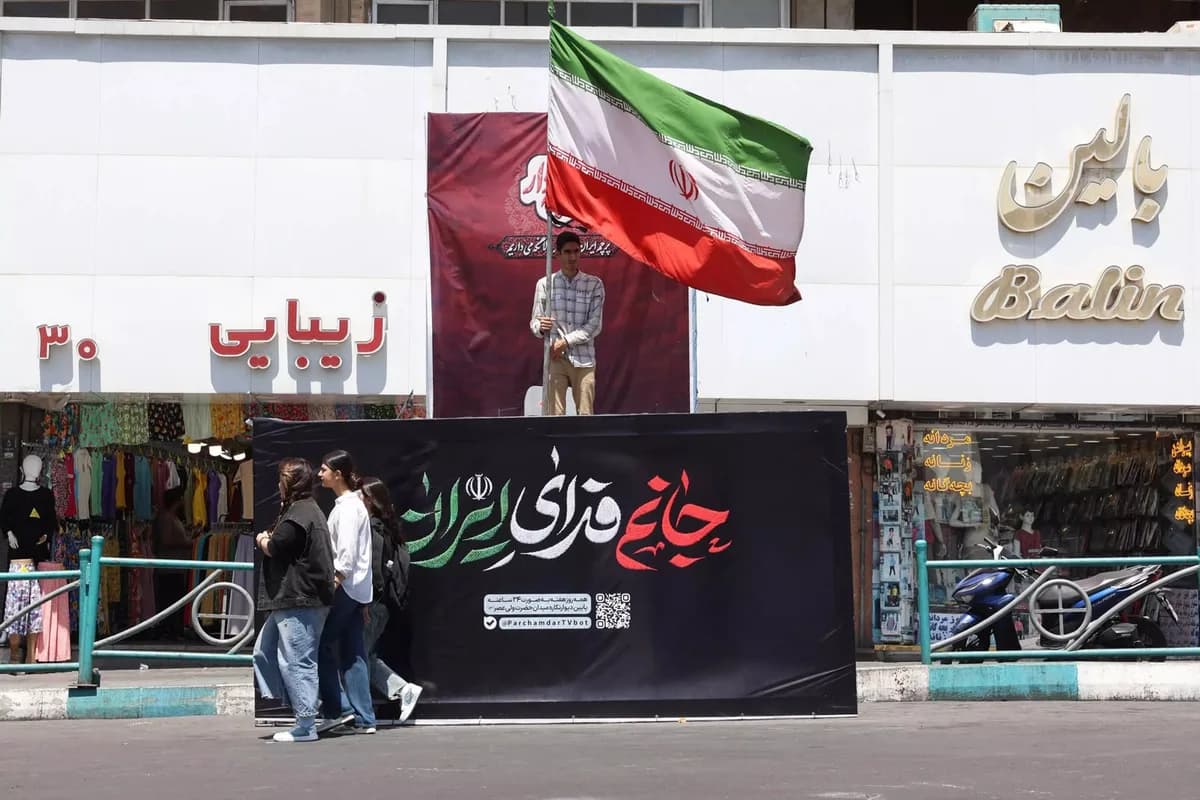 India Advises Nationals to Postpone Iran Travel, Urges Caution for Residents