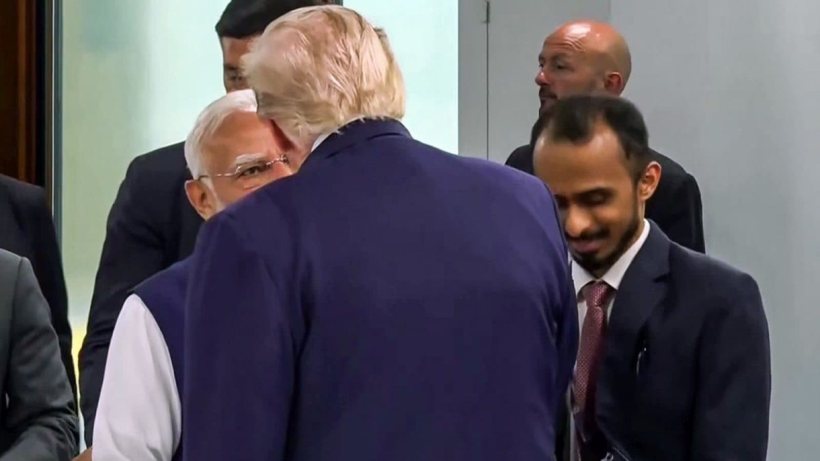 जी-7: 16 महीने बाद मिले पीएम मोदी और डोनाल्ड ट्रंप; मेलोनी ने इंस्टाग्राम की लोकप्रियता पर चुटकी ली