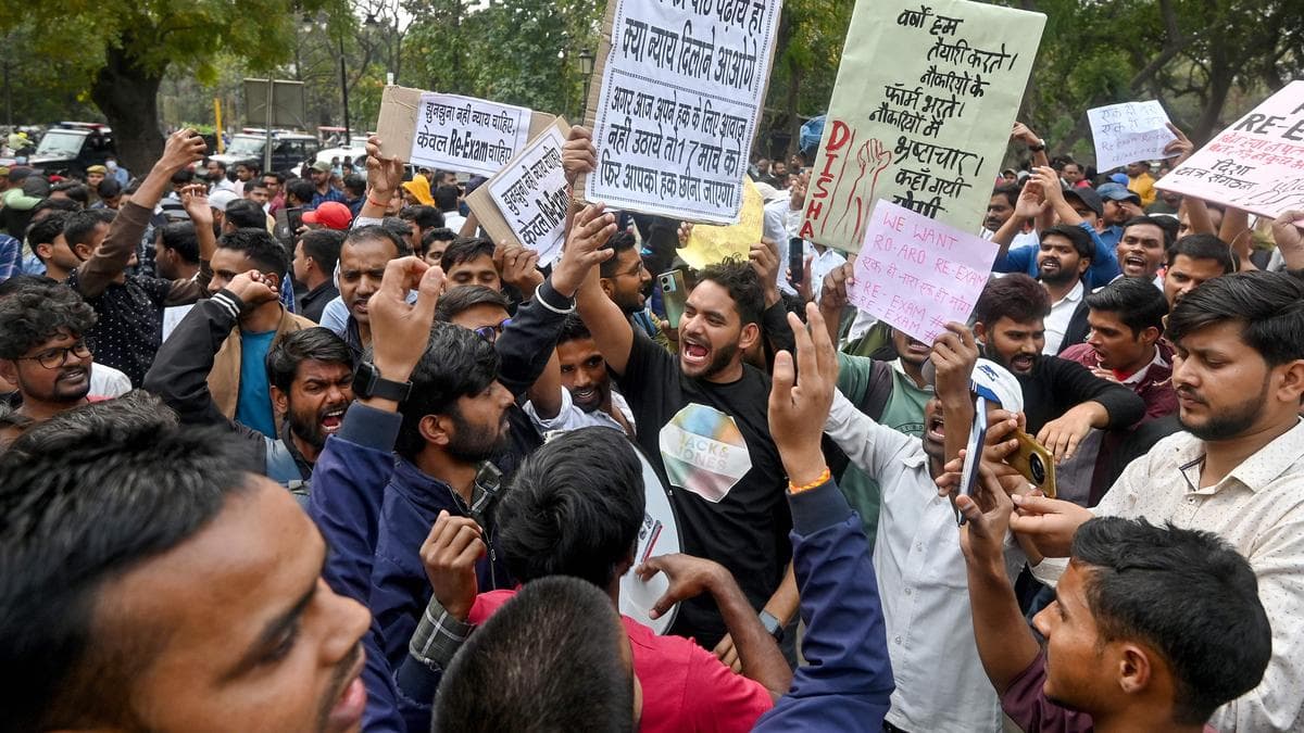महाराष्ट्र टीईटी पेपर लीक: परीक्षा रद्द, 4.28 लाख अभ्यर्थियों को लेकर राजनीतिक तूफान खड़ा