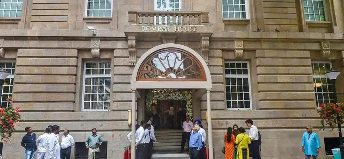टाटा संस बोर्ड ने घाटे में चल रही इकाइयों की समीक्षा की: एयर इंडिया, टाटा इलेक्ट्रॉनिक्स पर ध्यान केंद्रित